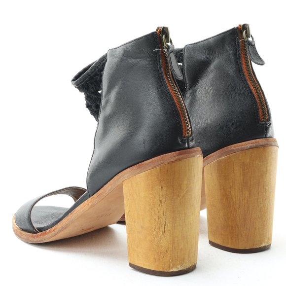 FIEL Anthropology Zip Back Heeled Sandal Women's 6 Black Leather - Picture 8 of 16